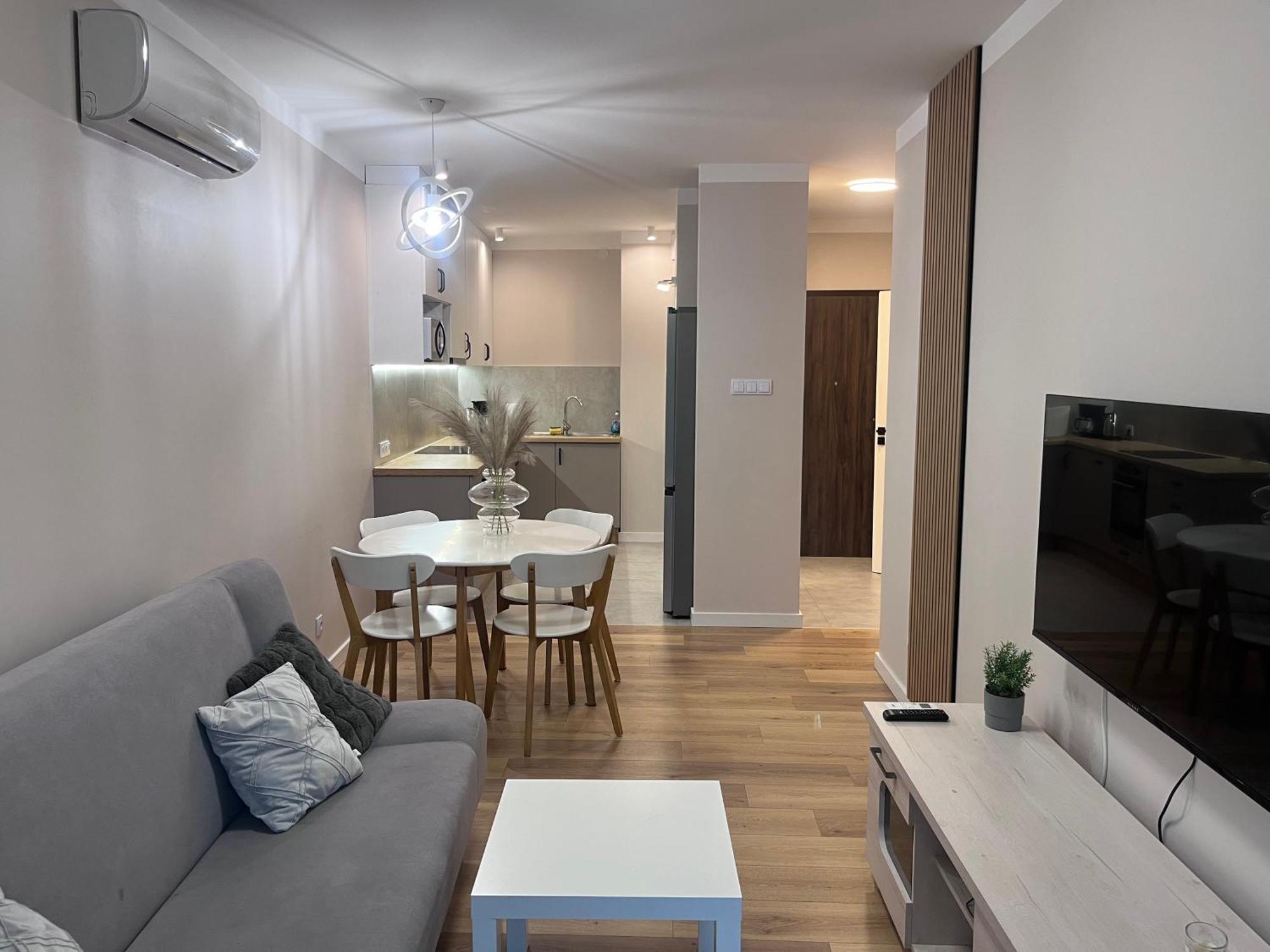 Zlote Apartamenty 36 Legnica Bagian luar foto